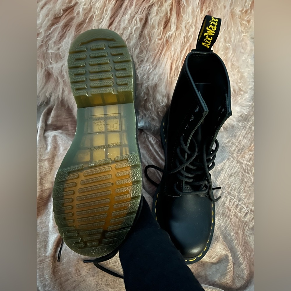 Doc Martens size 9 brand new never worn.